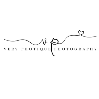 very photique logo 2